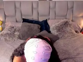 Nickytouse  live sex cam