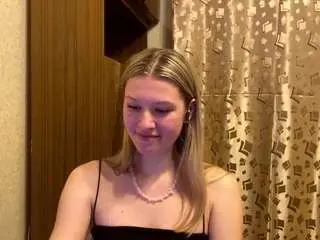 Skyedaviss  live sex cam