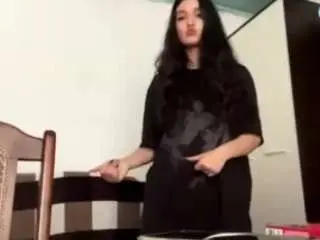 Tonifavuzzi  live sex cam