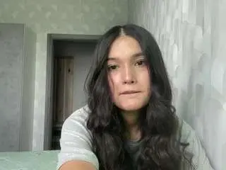 Tonifavuzzi  live sex cam
