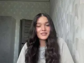 Tonifavuzzi  live sex cam
