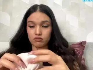 Tonifavuzzi  live sex cam