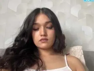 Tonifavuzzi  live sex cam