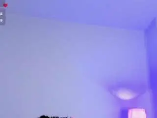 Adelinee-18  live sex cam