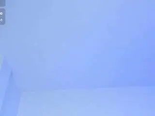 Adelinee-18  live sex cam