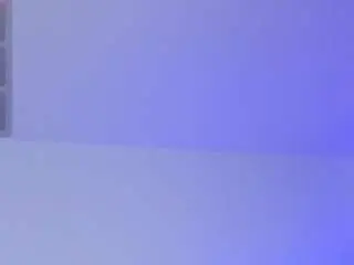 Adelinee-18  live sex cam