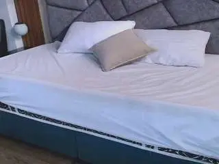 Gabysweett  live sex cam