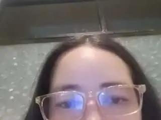 Majoo27  live sex cam