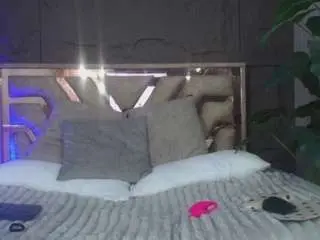 Milenka-5  live sex cam