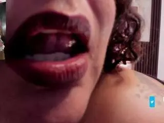 Molly-sweett  live sex cam