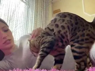 Roselleavary  live sex cam