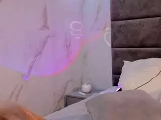 Victoori-fox  live sex cam