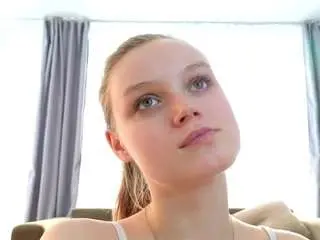 Lynetteheldreth  live sex cam