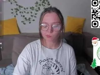 Noora-moore  live sex cam