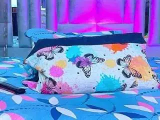 Thinsamathagirl  live sex cam