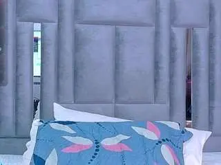 Thinsamathagirl  live sex cam