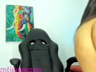 Valentigomez10  live sex cam