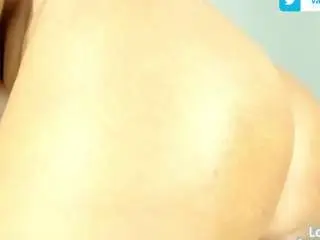 Valentigomez10  live sex cam
