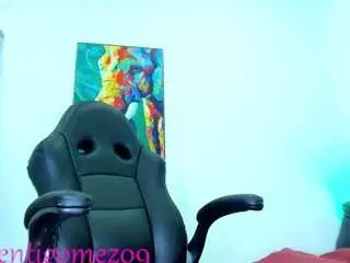 Valentigomez10  live sex cam