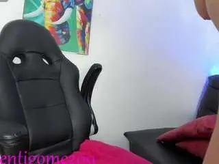 Valentigomez10  live sex cam