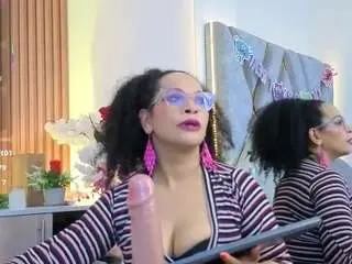 Cintia-holms  live sex cam