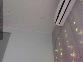Friendlyfiree  live sex cam