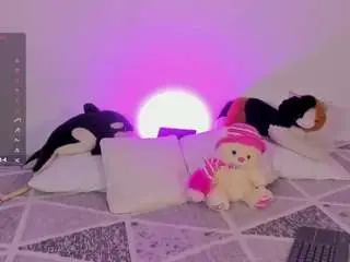 Kitsune-kass  live sex cam