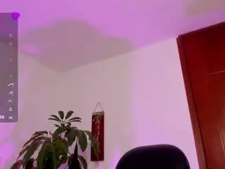 Kitsune-kass  live sex cam