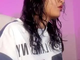 Kitsune-kass  live sex cam