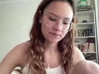 Reannaishibashi  live sex cam