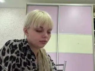Geraldineschrick  live sex cam