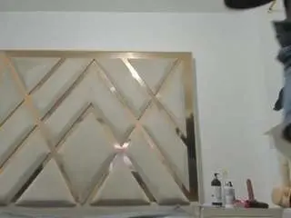Miitchasm  live sex cam