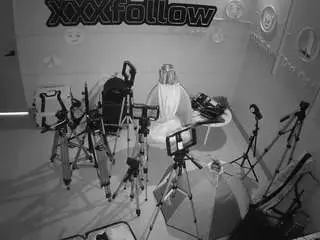 Voyeurcam-jb-xfollow  live sex cam
