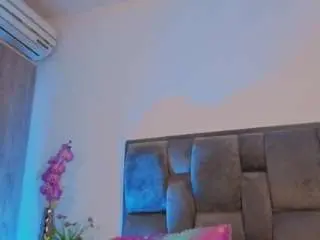 Ashantie-millerk  live sex cam