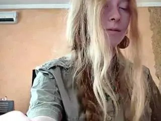 Dionnaseegars  live sex cam