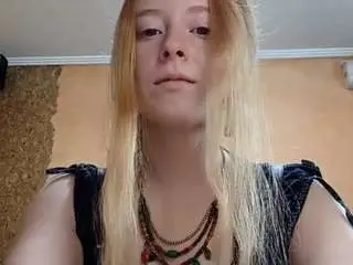 Dionnaseegars  live sex cam