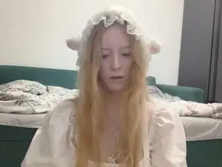 Dionnaseegars  live sex cam