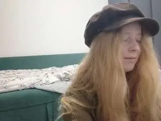 Dionnaseegars  live sex cam