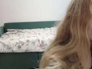 Dionnaseegars  live sex cam