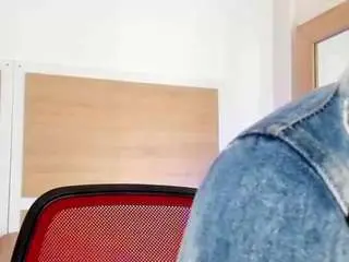 Valerycortezm  live sex cam