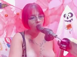 Yenisexy  live sex cam