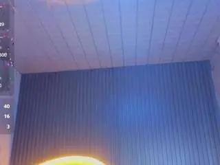 Ariana18-b  live sex cam
