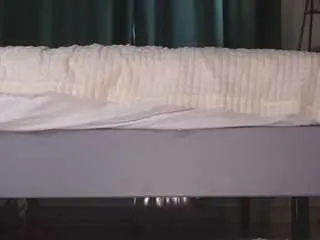 Blue-bow  live sex cam