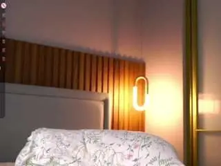 Blue-bow  live sex cam