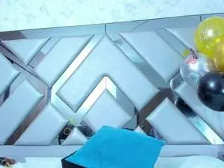 Lorenn-hill  live sex cam