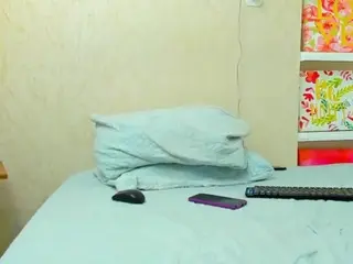 Lorenn-hill  live sex cam