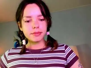 Maya-garcia  live sex cam