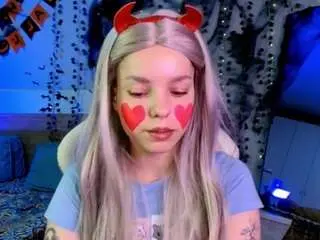 Maya-garcia  live sex cam