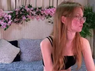 Yareyaremore  live sex cam