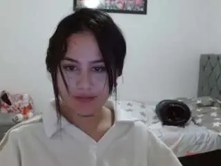 Alisonpussyjuicy  live sex cam